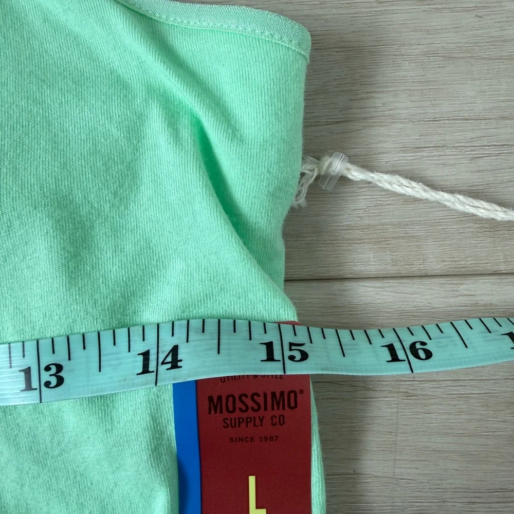 Mossimo women’s Large bright green cami - Picture 3 of 4